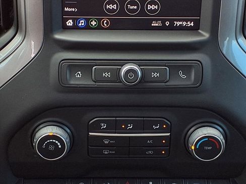 Used 2022 Chevrolet Silverado 1500 Custom w/ Safety Confidence Package image 15