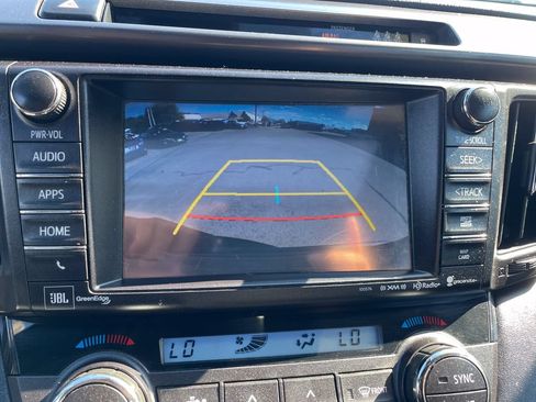 Used 2017 Toyota RAV4 SE AWD/4WD image 20
