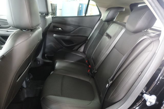 Used 2022 Buick Encore Preferred w/ Safety Package AWD/4WD image 20