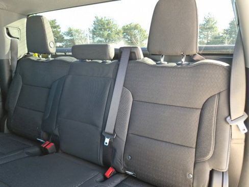 Certified 2025 Chevrolet Silverado 1500 LT image 29