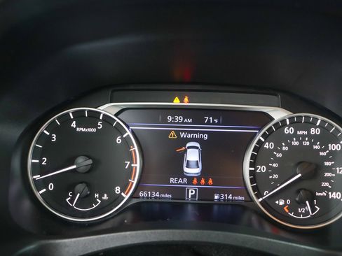 Used 2024 Nissan Altima 2.5 SV FWD image 15