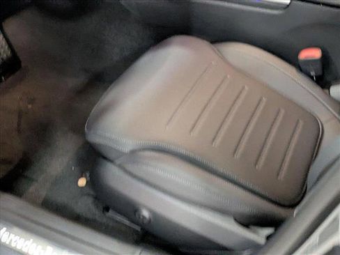 New 2025 Mercedes-Benz C 300 Sedan image 4