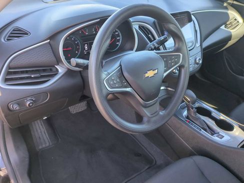 Used 2023 Chevrolet Malibu LT image 10