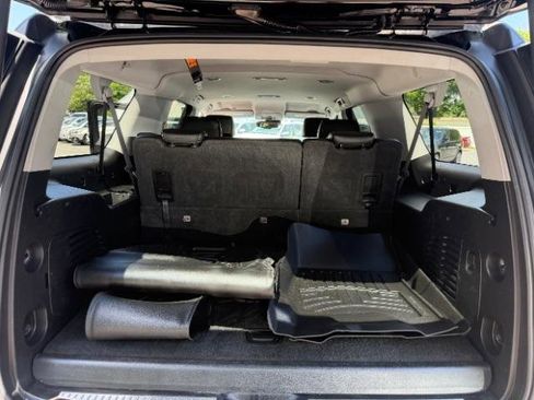 Used 2019 Chevrolet Suburban LT AWD/4WD image 31