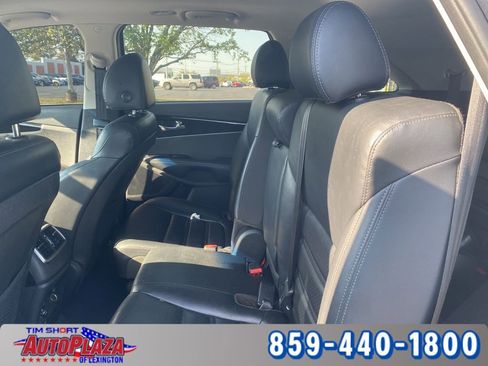 Used 2020 Kia Sorento EX image 12