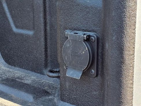 Used 2024 GMC Sierra 1500 AT4 w/ AT4 Premium Package image 21