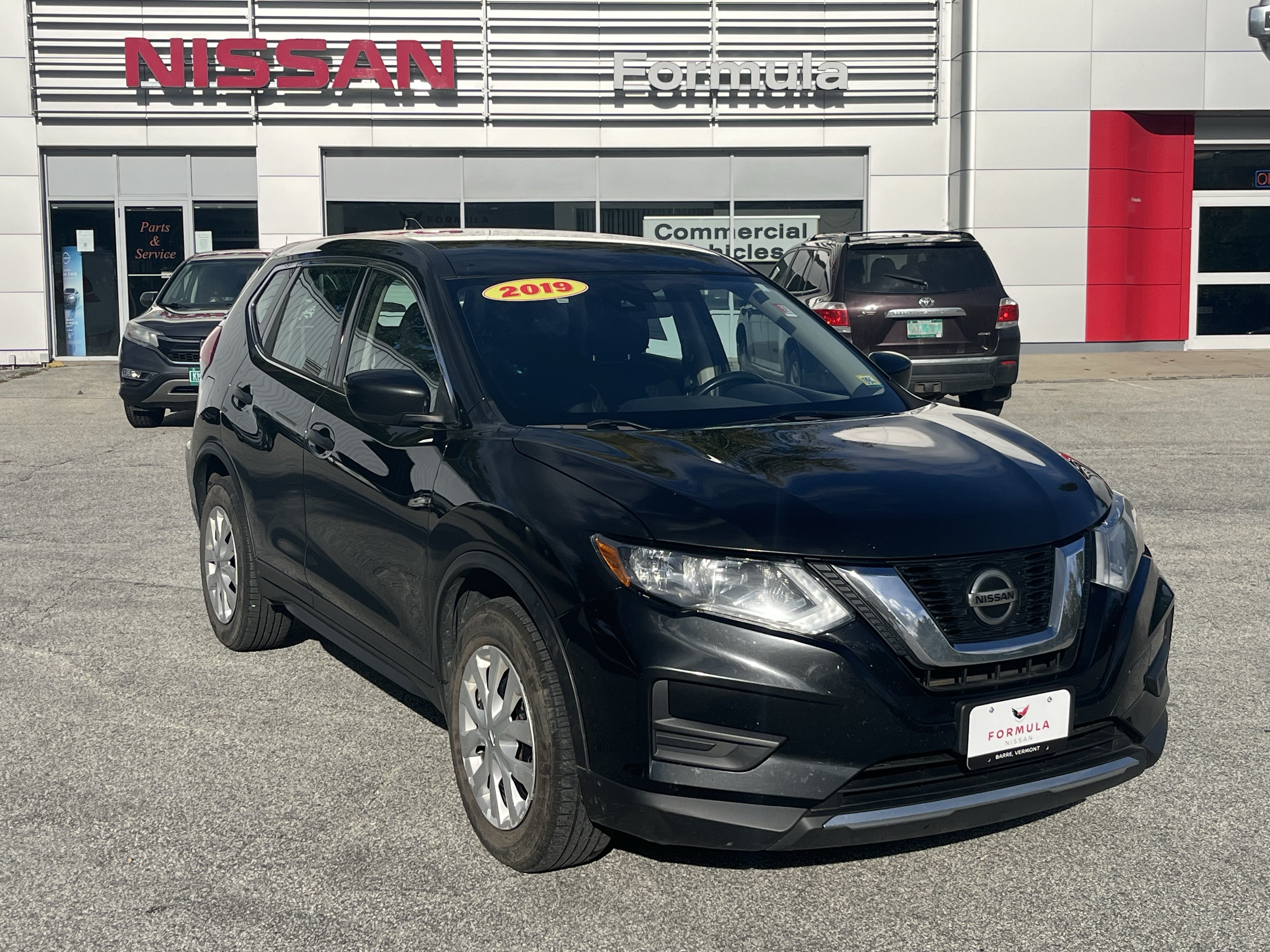 Used 2019 Nissan Rogue S AWD/4WD image 1