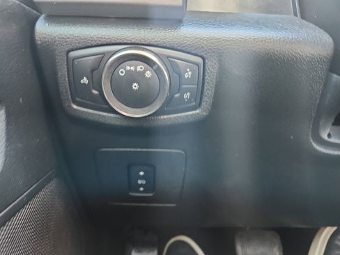 Used 2018 Ford F150 Raptor w/ Equipment Group 802A Luxury image 15