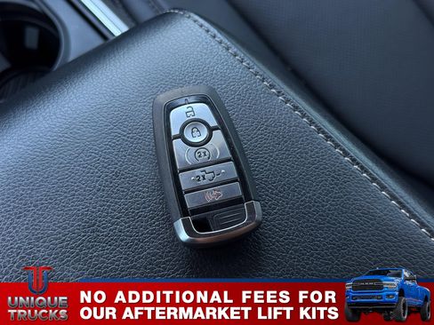 Used 2022 Ford F350 Lariat w/ Black Appearance Package AWD/4WD image 37