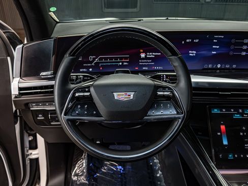 Used 2025 Cadillac Escalade Sport w/ Touring Package AWD/4WD image 16