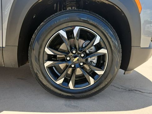 Used 2023 Chevrolet TrailBlazer LT FWD image 10