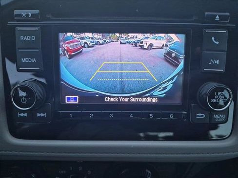Used 2021 Honda HR-V LX image 13