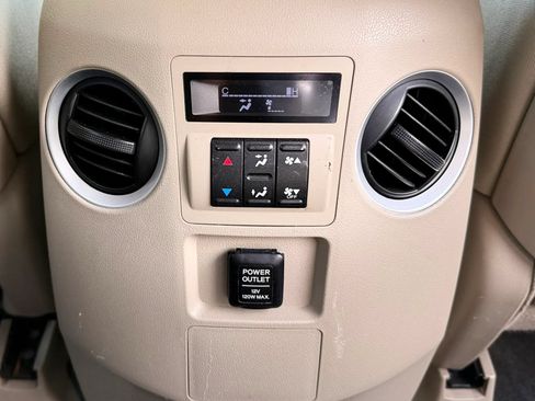 Used 2009 Honda Pilot LX image 29