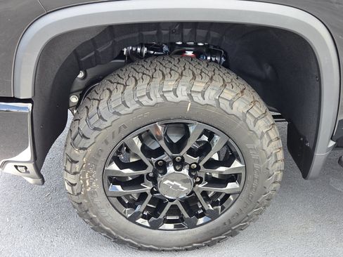 New 2026 Chevrolet Silverado 2500 LTZ AWD/4WD image 4