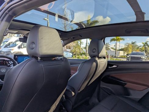 Used 2021 Volkswagen ID.4 Pro S image 19