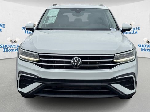 Used 2024 Volkswagen Tiguan SE image 10