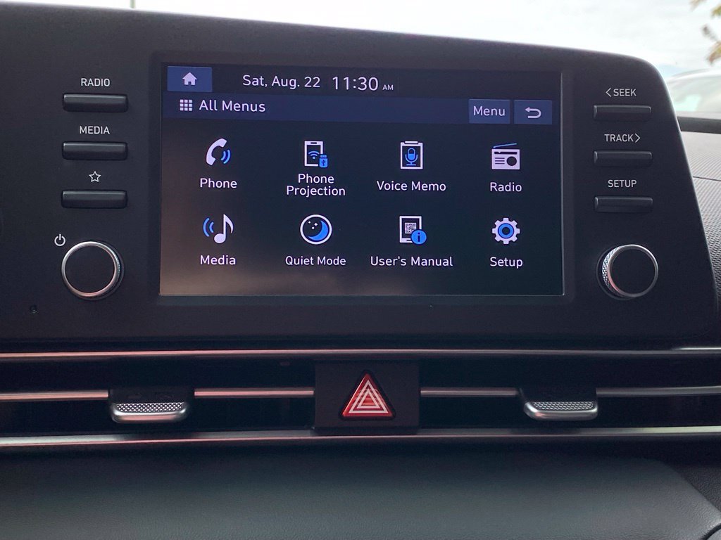 Certified 2025 Hyundai Elantra SE FWD image 14