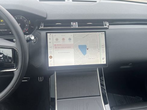 Used 2025 Land Rover Range Rover Velar Dynamic SE image 26