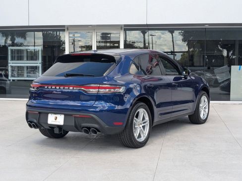 Used 2025 Porsche Macan AWD/4WD image 9
