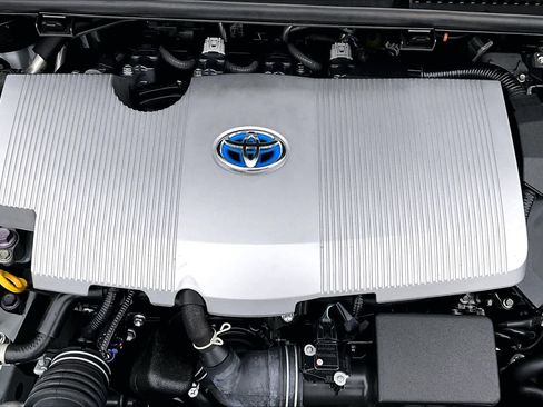 Certified 2022 Toyota Prius Prime LE image 32