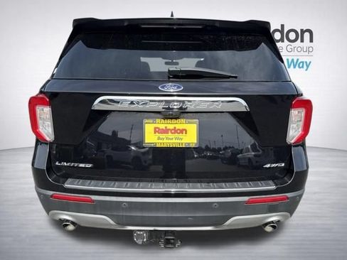 Used 2022 Ford Explorer Limited w/ Equipment Group 301A AWD/4WD image 6