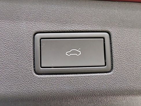 Used 2025 Volkswagen ID.4 Pro S image 13