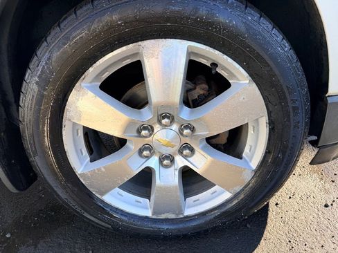 Used 2012 Chevrolet Traverse LT w/ All-Star Edition image 15