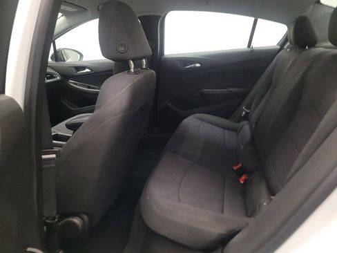 Used 2019 Chevrolet Cruze LS FWD image 18