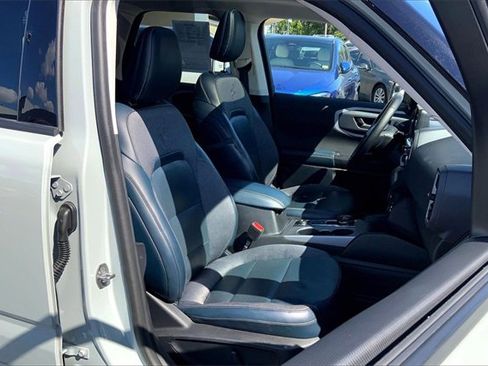 Used 2021 Ford Bronco Sport Outer Banks w/ Outer Banks Package image 7