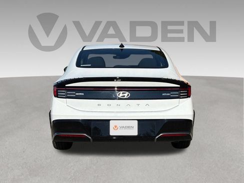 New 2026 Hyundai Sonata SEL FWD image 24