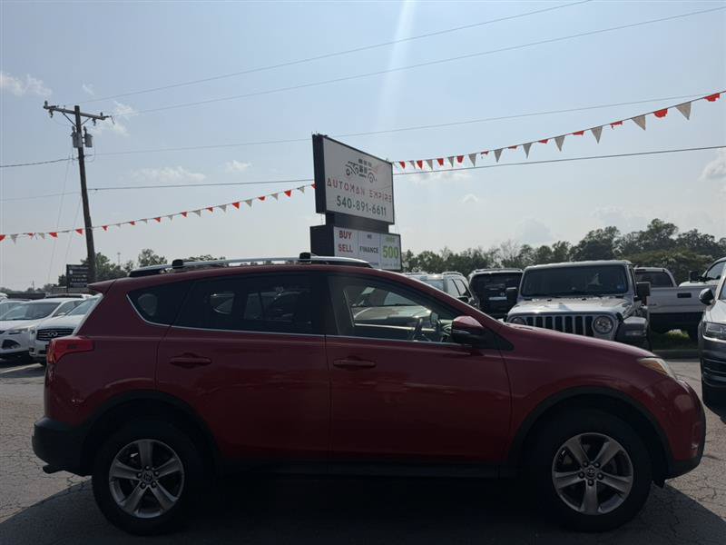 Used 2015 Toyota RAV4 XLE FWD image 4