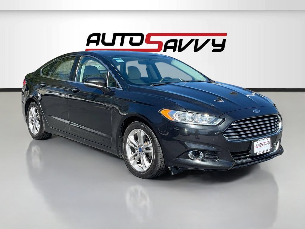 Used 2015 Ford Fusion Titanium FWD image 1