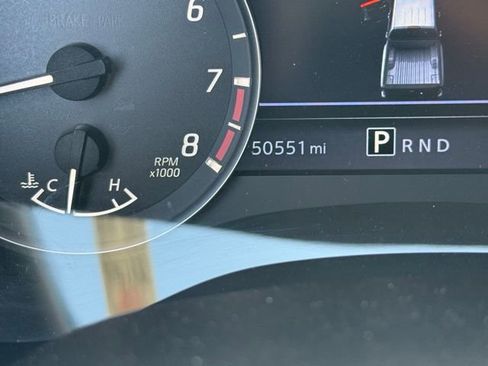 Certified 2023 Nissan Frontier SV w/ Midnight Edition Package image 11