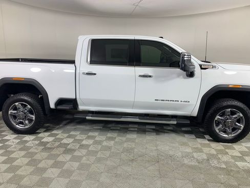 New 2026 GMC Sierra 2500 SLT w/ SLT Premium Package image 9