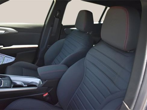 New 2025 Dodge Hornet GT w/ Cold Weather Group image 11