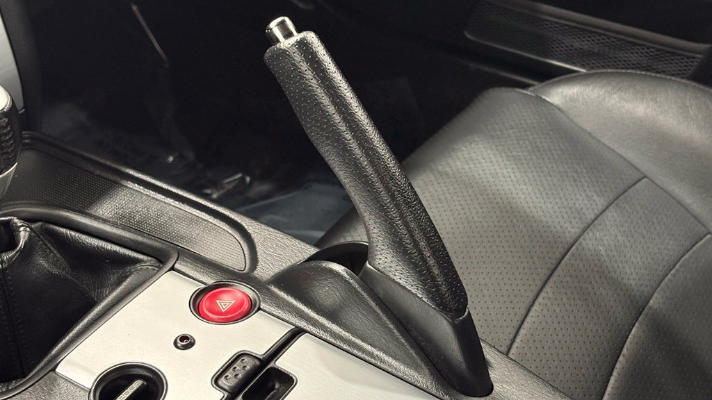 Used 2005 Honda S2000 image 33