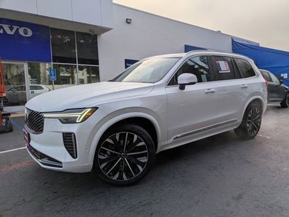 Used 2025 Volvo XC90 B6 Plus w/ Protection Package Premier