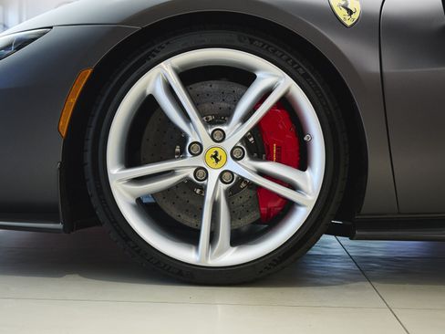 Used 2023 Ferrari 296 GTS RWD image 65