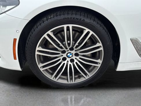 Used 2017 BMW 540i RWD image 27