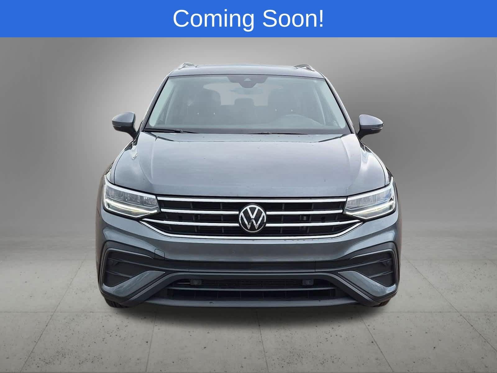 Used 2024 Volkswagen Tiguan SE AWD/4WD image 9