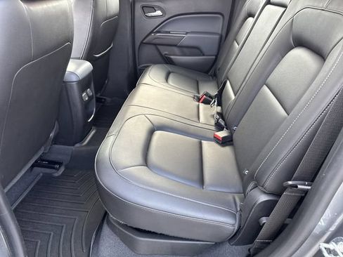 Used 2019 Chevrolet Colorado Z71 AWD/4WD image 13