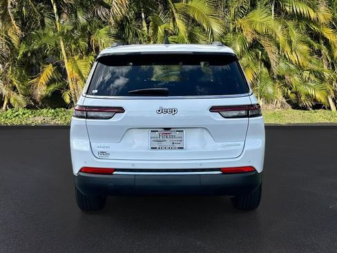 New 2025 Jeep Grand Cherokee L Laredo image 4