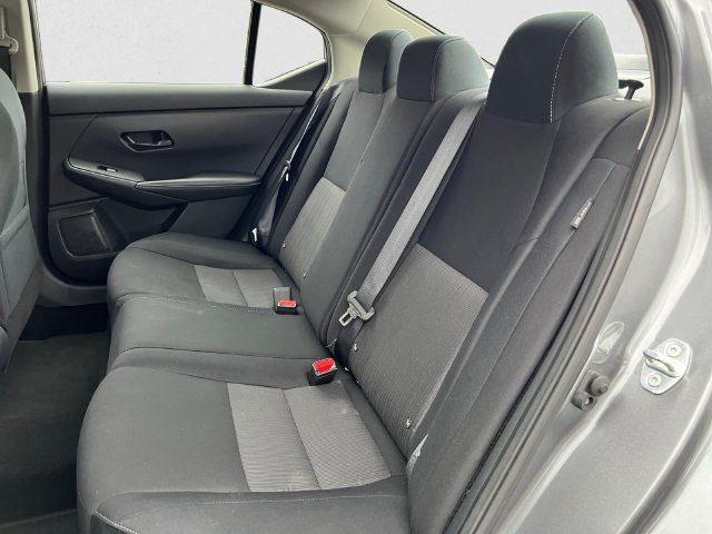 Used 2024 Nissan Sentra SV FWD image 13