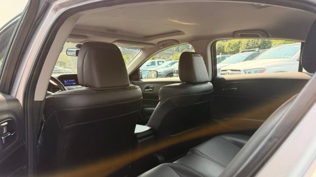 Used 2015 Acura ILX FWD image 5