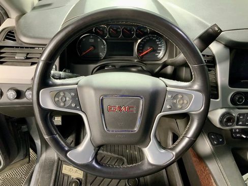 Used 2019 GMC Yukon SLT image 24