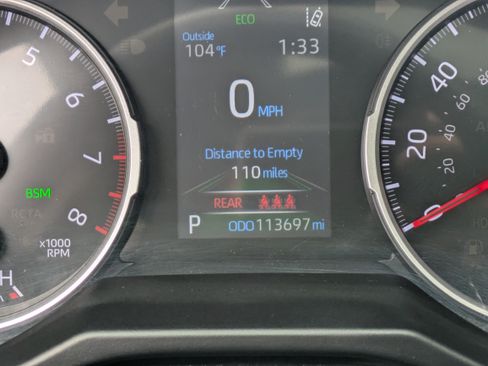 Used 2021 Toyota RAV4 XLE Premium FWD image 30