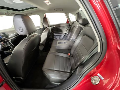 Used 2023 Volkswagen Jetta SE image 24