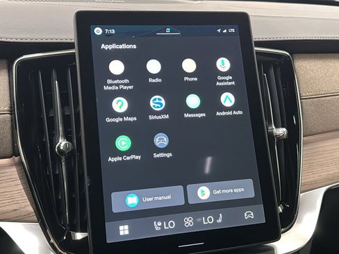 New 2026 Volvo XC90 T8 Ultra w/ Protection Package Premier image 17