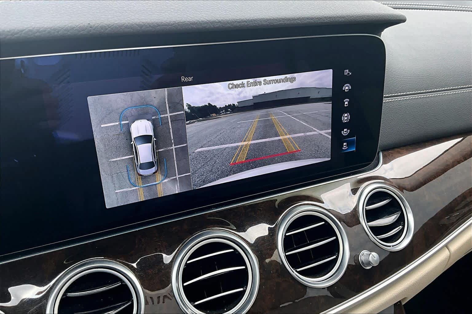 Used 2021 Mercedes-Benz E 350 Sedan image 27