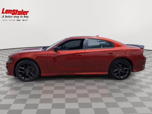Used 2022 Dodge Charger R/T w/ Plus Group RWD image 2